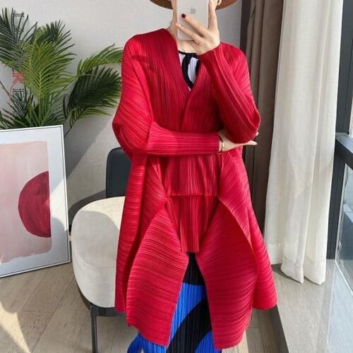 LANMREM Fold Irregular Windbreaker Women 2021 Spring And Summer New Fashion Casual Coat Shawl Female Elegant Top 2D1238
