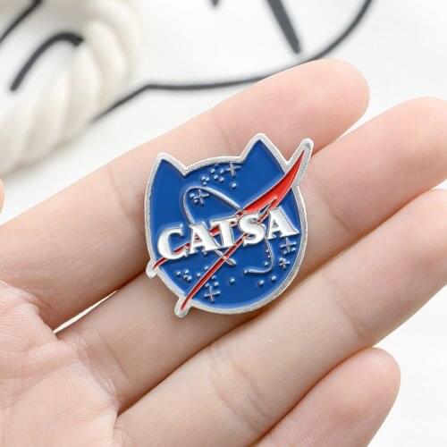 Cartoon Starry Cat Face Brooches Cat Planet Enamel Pins Bag Clothes Button Badge Funny Animal Jewelry Gift for Friends Kids