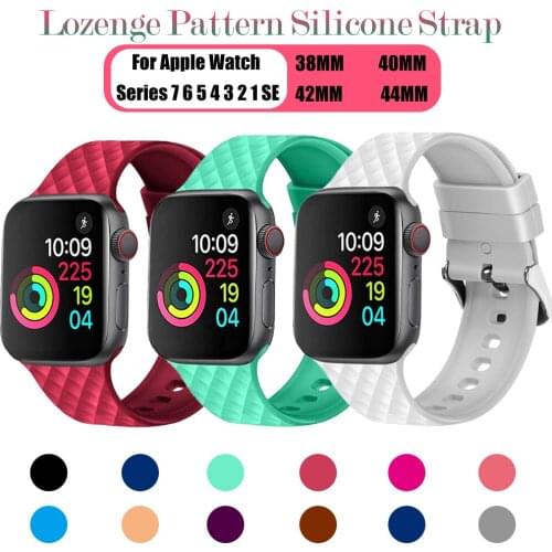 Lozenge Pattern Silicone Strap For Apple Watch Series 5 4 3 SE 6 7 Correa Bracelet For Iwatch Band 44mm 40mm 42mm 38mm Accessory