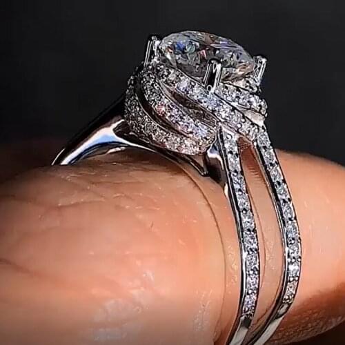 Fashion Female Crystal Zircon Stone Ring Cute Big Wedding Ring Luxury Love Engagement Rings For Women