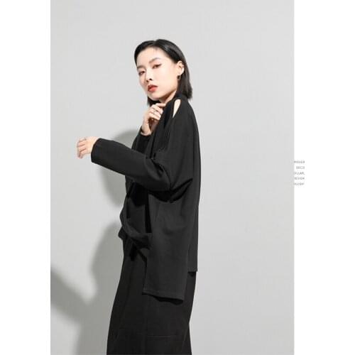 Niche design irregular long sleeve T-shirt 2021 spring and autumn new personalized stand collar zipper off shoulder fashion bran