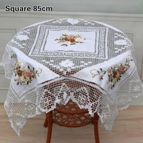 Hand Crochet Cotton Stitching European Pastoral White Tablecloth Balcony Bedroom Small Round Table Cloth Leisurely Decoration