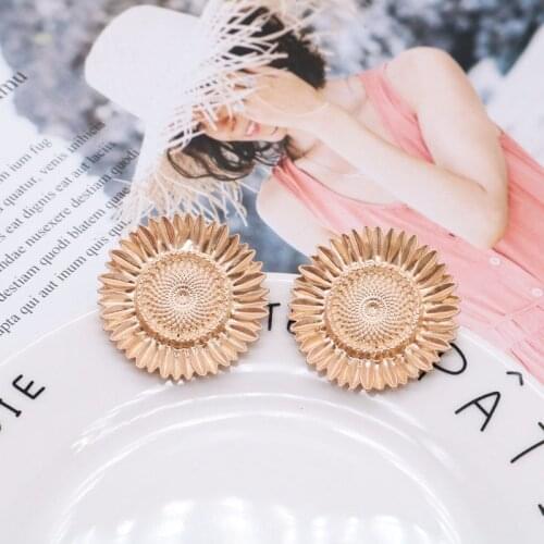 Alloy Sunflower-Earrings Simple Round Exaggerate Texture Party New-Designs
