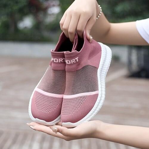 2021 New Women Leisure Sneakers Flying Mesh Comfortable Fitness Shoes Running Fitness Shoes for Men Women Zapatos Para Hombres