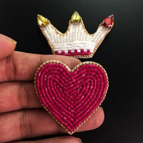 Handmade beaded embroidery crown heart-shaped clothes patch applique badge used to decorate clothes backpack sewing accessories