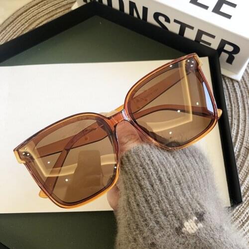 New Womens V-Brand Sunglasses UV Protection Fashion Street Shooting Big Face sunglasses women