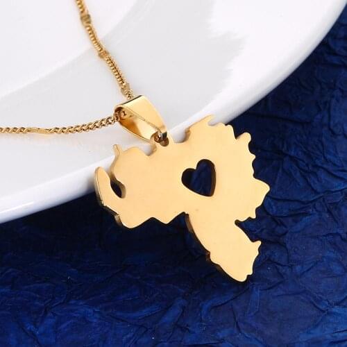 Stainless Steel Venezuela Map Pendant Necklace Fashion Venezuelan Map Heart Chain Jewelry