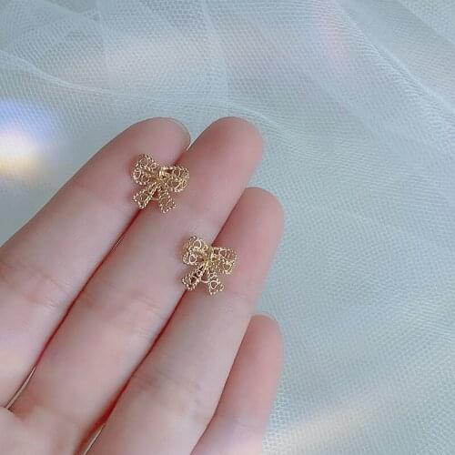 Lace Heart Bowknot Stud Earrings For Women Fashion Simple Style Mini Inlaid Hollow Ribbon Ear Ring Friendship Jewelry 2021 Trend