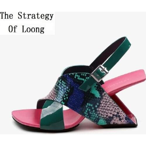 Summer New Fashion Wedges Peep Toe Cut Out Back Strap Slip-On Art Design Genuine Leather Women Gladiator Sandals 20210329