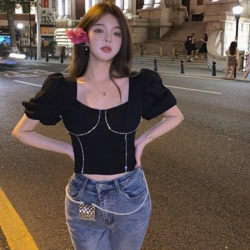 Womens summer new style square neck short-sleeved black shirt