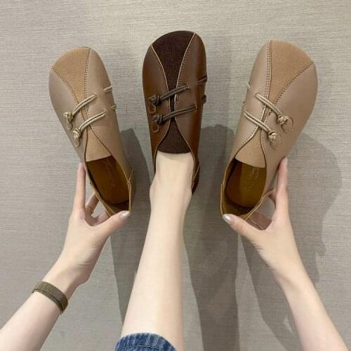 Retro womens flat shoes 2021 summer pull-on retro fashion casual Mori girl classic button flat shoes