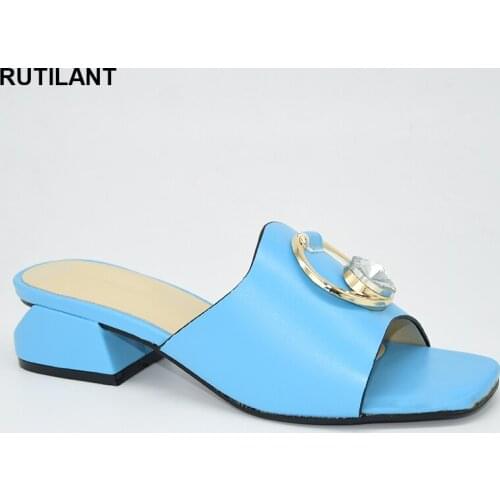 Latest Design African Women Shoes Decorated with Rhinestone Nigerian Party Shoes Elgant Women Pumps Plus Size African Style Shoe