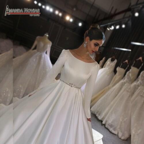 Plain satin wedding dress with beading belt bridal dress for pregnant bridal gown