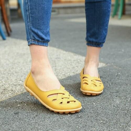 Women Flats Plus Size 43 44 Summer Comfy Soft Sole Cutouts Woman Genuine Leather Leather Shoes 2021 New Female Boat Shoes