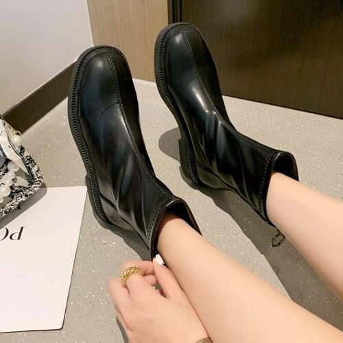 2021 Winter Fashion Women Thigh High Long Flat Boots Beige Low Heels Knee High Boots Soft Leather Square Toe Boots Party Shoes
