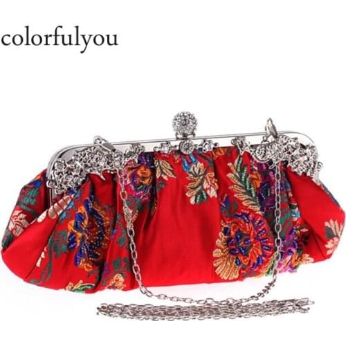 2019 Chinese Style Women Red Floral Embroidery Beaded Purse Handbag Clutch Bridal Wedding Party Metal hasp Clutches Bag purse