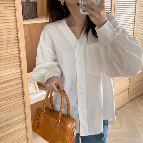 Fuyubetter Women's Oversized Shirts
