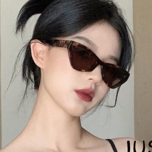 2021 Women triangle Vintage 90s Sunglasses Brand Designer Retro Points Sun Glasses Female Lady Eyeglass Cat Eye Driver Goggles