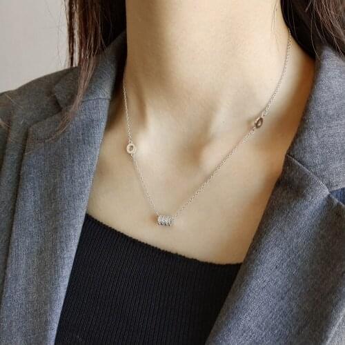 925 Sterling Silver Necklace Female Models Resplendent Clear Zircon Tube Pendant Necklace Lady Tiny Link Chain Circle Necklace