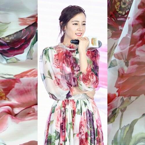 Italian Luxury Brand 100% Polyester Perspective Chiffon Rose Printed Fabric Thin Shirt Clothing Cloth Fabrics Per Meter