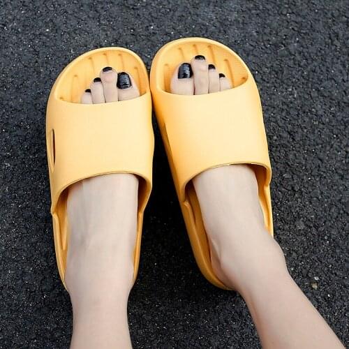 Bathroom Leaking Non-slip Couple Slippers 45 Lightweight Womens Sandals Mens Outdoor Beach Shoes Unisex Casual Shoes 2021 New