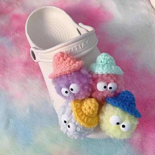 Fashion Trend Vitality Croc Charms Designer Cute Plush Ball Clogs Shoe Buckle 2021 New Colorful Handmade Shoes Charms for Croc