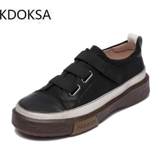 KDOKSA Womens Vulcanized Shoes Flat New Genuine Leather Womens sneakers Retro Large Size 42 43 Fashion Girl Student Shoes