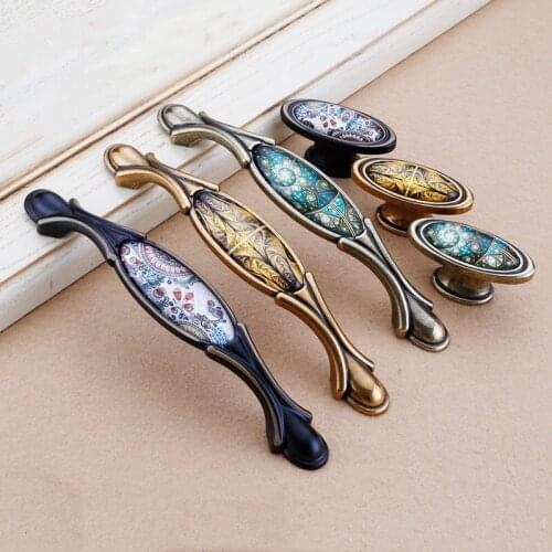 Vintage Furniture Handles Elegant Bronze Kitchen Cabinet Knobs and Handles Wardrobe Cupboard Door Handle Closet Drawer Pulls