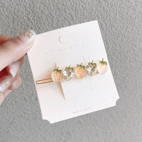W&G Korea Simple Lovely Alloy Crystal Strawberry Hairpin Girl Side Clip HairpinBangs Clip Top Clip Hair Ornament