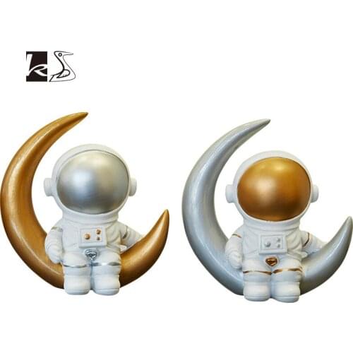 Decor Nordic Astronaut Home Decor Resin Miniature Decorative Figures Home Decoration Accessories Kawaii Room Decor Figurine
