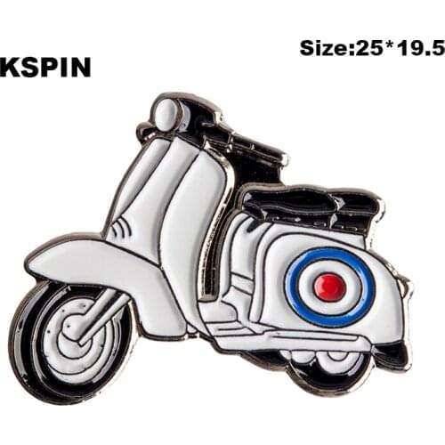 AKOLION White Brooches For Clothes