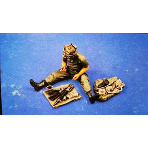 1/35 Resin Figure Model Kit Unassambled Unpainted X328