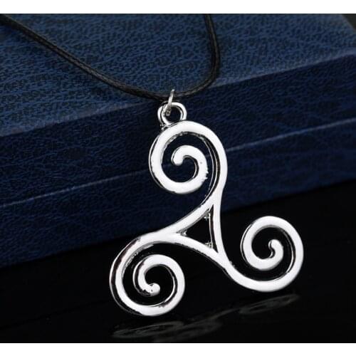 Dongsheng Teen Wolf necklace Triskele Triskelion Allison Argent silve color pendant jewelry for men and women