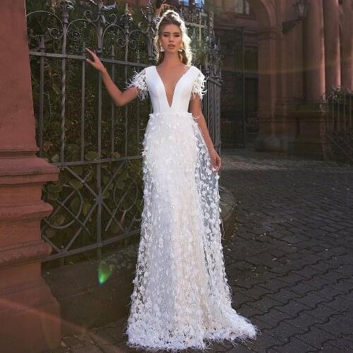 UZN Elegant Straight A-Line Wedding Dress Deep V-Neck Lace Flowers Satin Bridal Gowns Short Feather Sleeves Brides Dresses