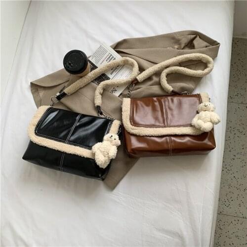 2021 Fashion High Quality Womens Pu Leather Handbag Ladies Crossbody Purses New Plush Design Winter Shoulder Bag for Woman