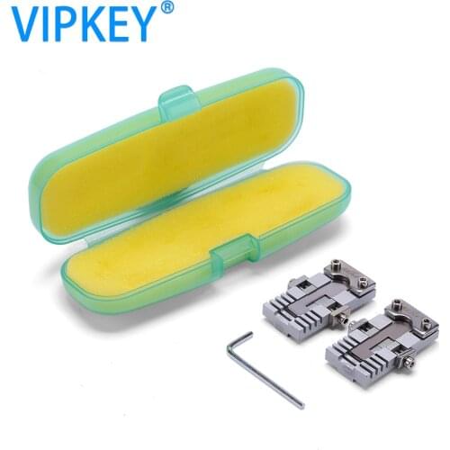 Key clamp for car and special hard key cutting a pair vertical key chucking tools for special key