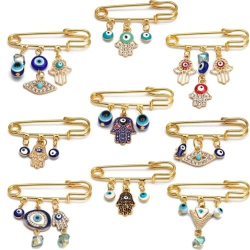 Lucky Eye Blue Turkish Evil Eye Brooches Pin for Women Men Fashion Gold Silver Color Dropping Oil Palm Charm Brooches Jewelry