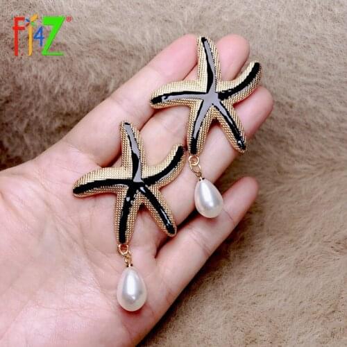 F.J4Z Fashion Hugge Earrings for Women Golden Alloy Seastar Stud Earrings Pearl Charms Earring Ladies Cocktail Earrings Dropship