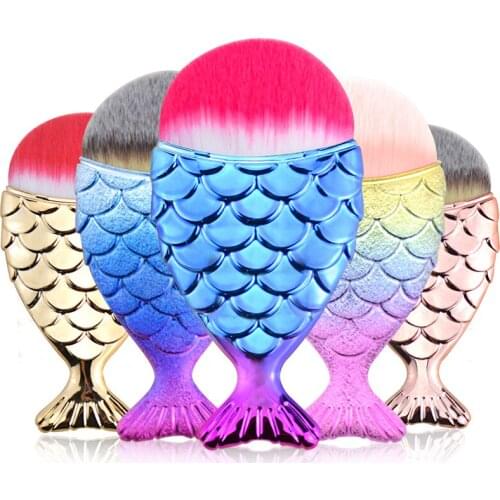 1Pcs Professional Mermaid Shape Makeup Brush Contouring portable cosmetic brush Tools Kit Powder Face Blush Brush