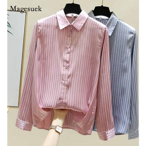 Women Cardigan Femme Vintage Long Sleeve Stripe Bottoming Shirts Autumn Women Simulation Silk Lapel Satin Chiffon Blouse 11921