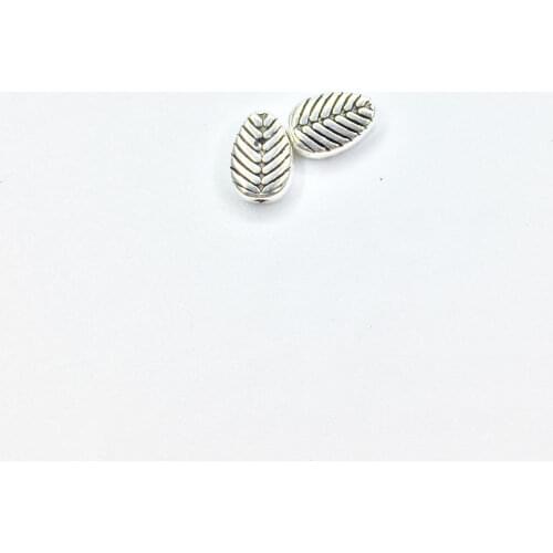 Eruifa 30pcs 8*6mm Pretty Leaf Spacer Beads Zinc alloy Jewelry DIY Handmade Bracelet Necklace Earring