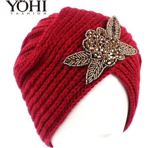 New fashion Winter Four-leaf flower-beaded wool hooded cap Knitted wool Indian headscarf hat scarf hat Slouchy Hat Winter cap