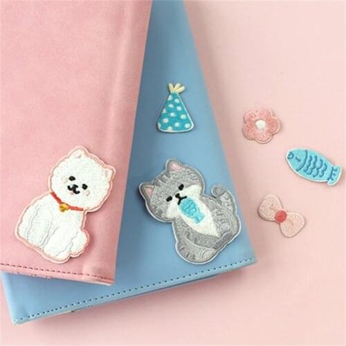 Maxsin High Quality 3Pc/lot Cute Dog Cat Fish Sticker Cartoon Animal Patch Iron On Child Bag Jeans Clothes DIY Decoration Decal