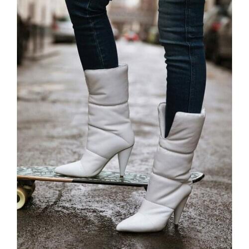 2018 Spring Hot Pure White Quilted Leather Women Ankle Boots Sexy Pointy Toe Ladies Slip On Fringer Heel Boots Deep V Front Boot