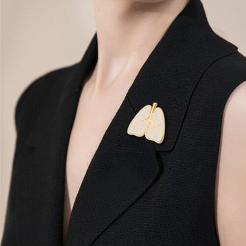 Stylish Cute Human Organs Brooch Fashion Heart Shape Enamel Lapel Pins Badge For Clothing Bag Decor Jewelry Women Daily Wear
