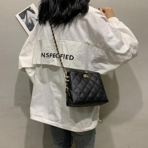 Golden woman Women's Shoulder Bags