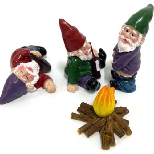 Drunk Dwarf Gnome Ornaments Funny Gnome Miniature Dwarf Figurine Statue Bonfire Resin Crafts Ornaments Garden Decorations