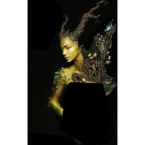 Self-assembled New Unassembled 1/10 ANCIENT WOMAN WARRIOR BUST Resin Figure Unpainted Model Kit