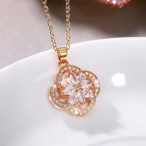 Huitan Luxury Full Cubic Zirconia Womens Necklaces 3 Color Available Romantic Bridal Wedding Jewelry On The Neck High Quality