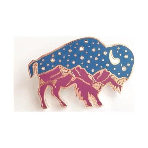 Starry Night Bison Mountain Peak Protection Enamel Brooch Pin Backpack Hat Bag Lapel Pins Badges Fashion Jewelry Accessories
